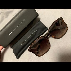 Marc by Marc Jacobs sunglasses dark tortoise